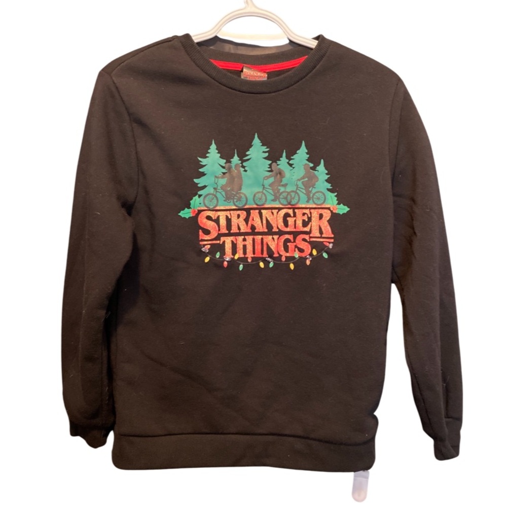 ⭐️New without tags Stranger Things with Lights Sweater⭐️
